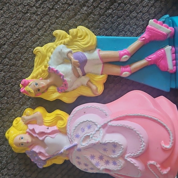 Barbie Figurine Collection - McDonalds Happy Meal - Picture 3 of 5